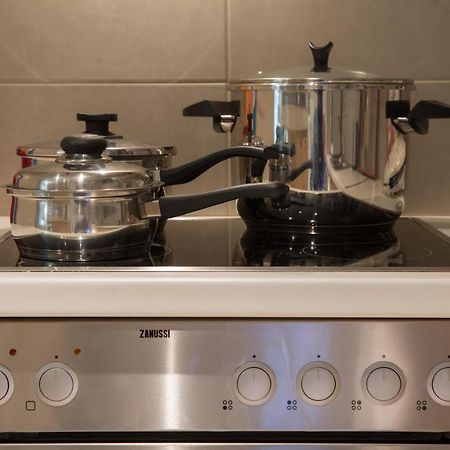 Lovely New Βuild Flat Near Metro - Free Parking Atene Esterno foto