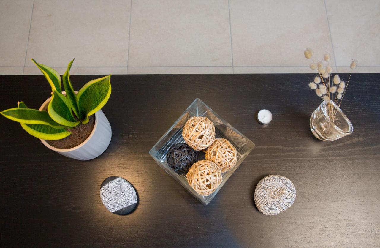 Lovely New Βuild Flat Near Metro - Free Parking Atene Esterno foto